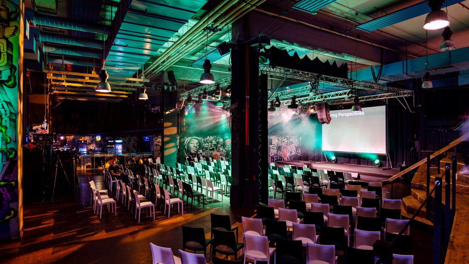 apl1_DSC01228-Enhanced-SR_sRGB